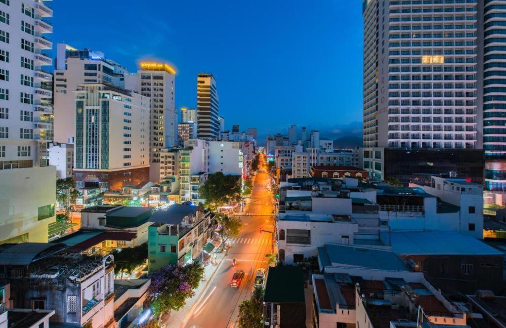 Holi Anna Hotel Nha Trang Buitenkant foto